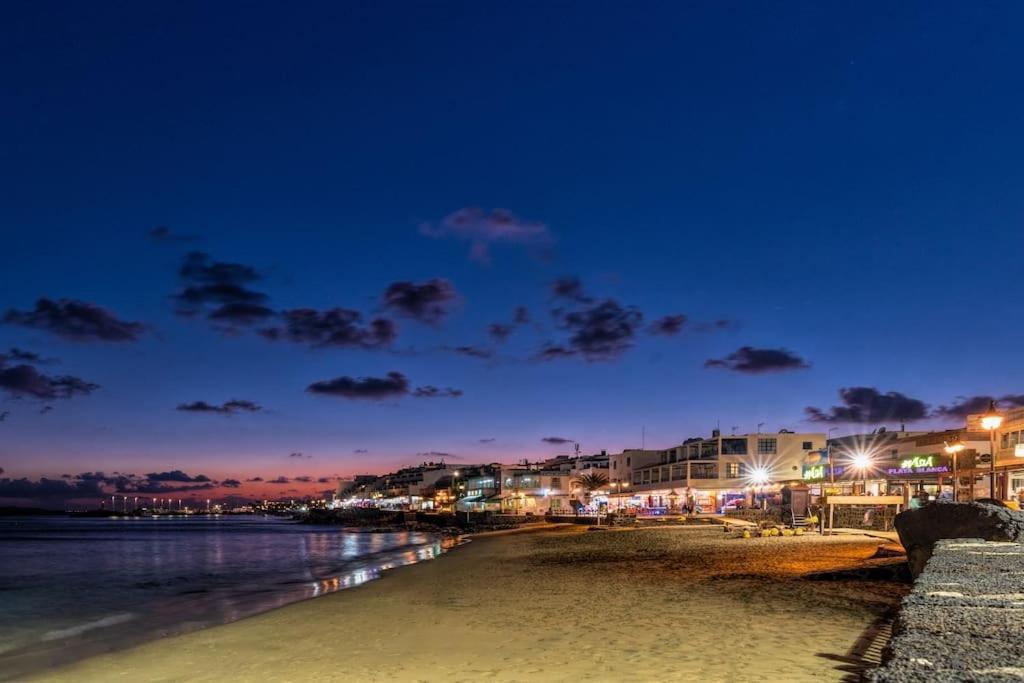 Moderno Y Elegante Apartamento Centrico Con Balcon Playa Blanca  Luaran gambar